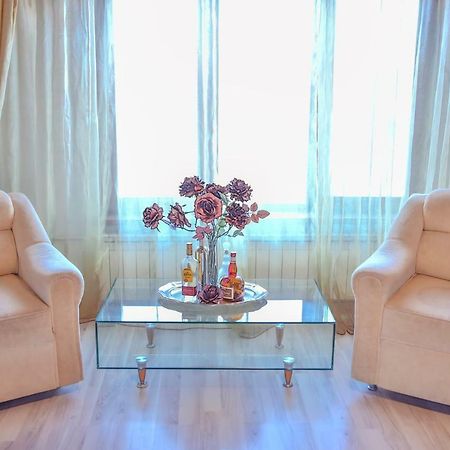 Dream Residence Romantic Bucureşti Ngoại thất bức ảnh