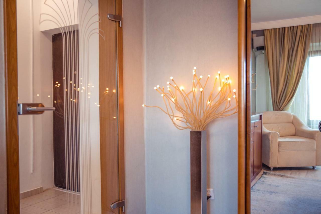 Dream Residence Romantic Bucureşti Ngoại thất bức ảnh
