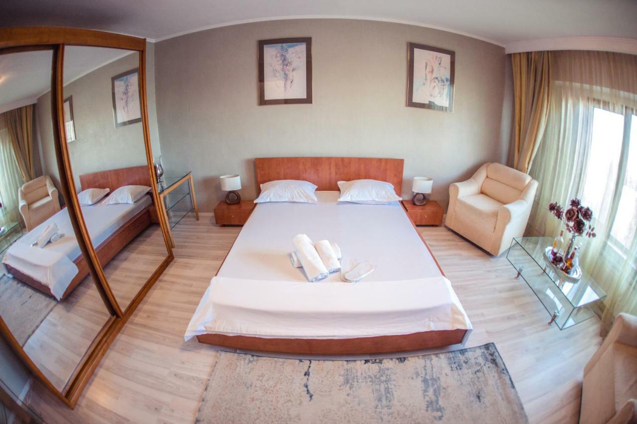 Dream Residence Romantic Bucureşti Ngoại thất bức ảnh