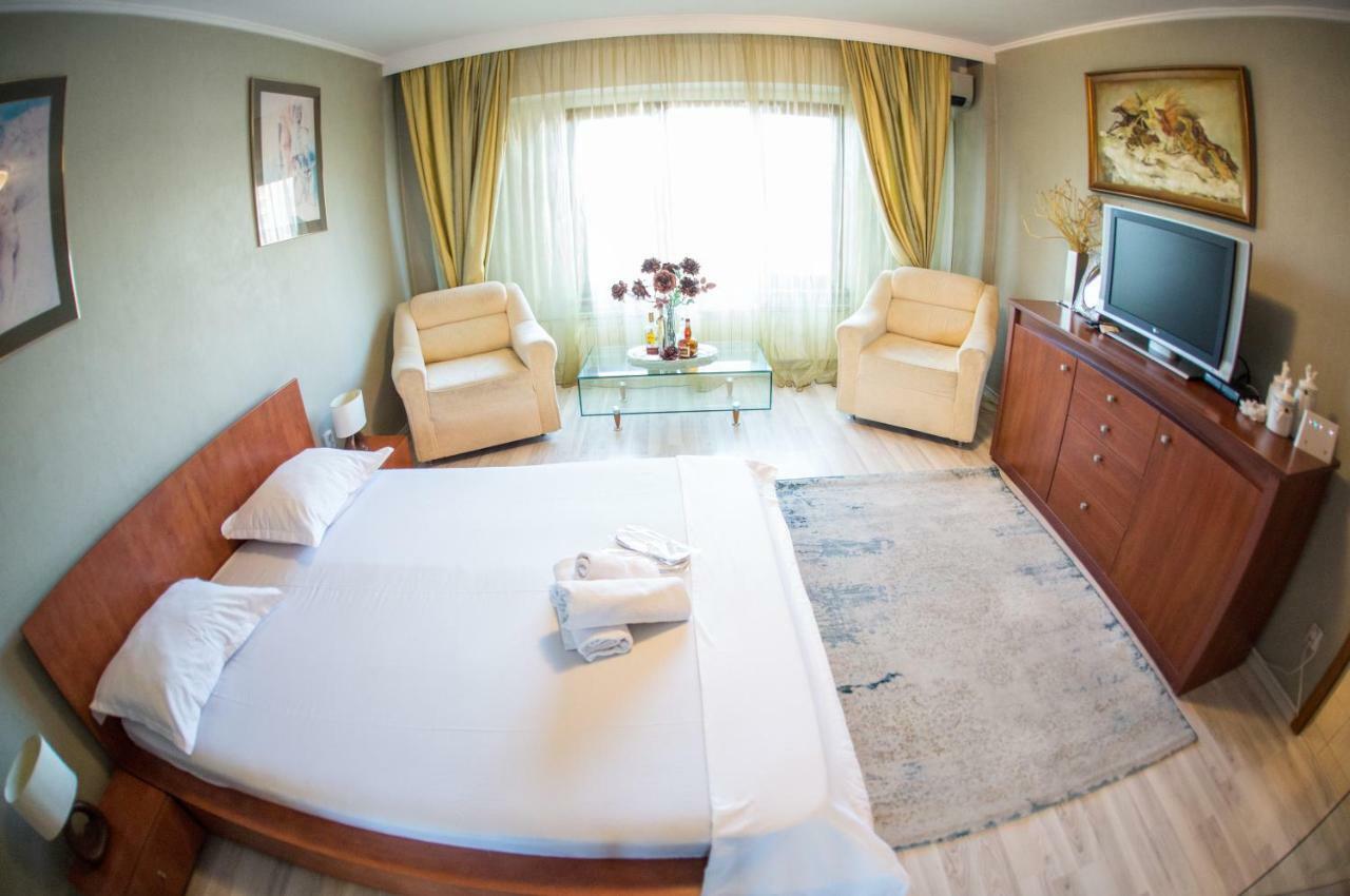 Dream Residence Romantic Bucureşti Ngoại thất bức ảnh